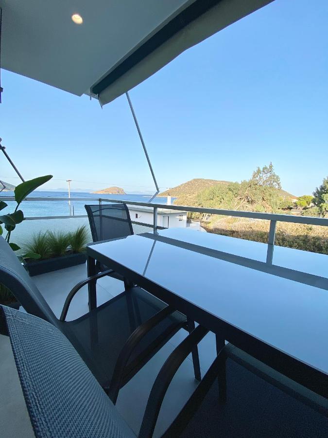 Seafront Apartment By C2C Architects Καλύβια Θορικού Εξωτερικό φωτογραφία